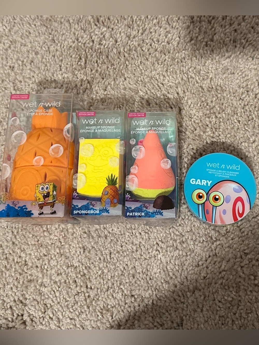 wet n wild SpongeBob & Patrick Makeup Sponges + Gary Sponge Case